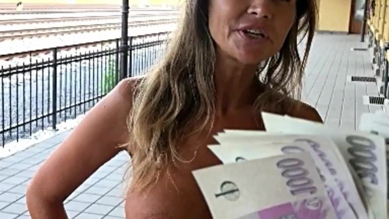 Czech Streets Busty Milf Denisa