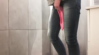 Wetting my Jenas all go to my Shoes I Show you when
