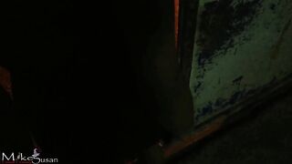 Estavamos transando na Garagem da casa de um amigo quando fomos pegos