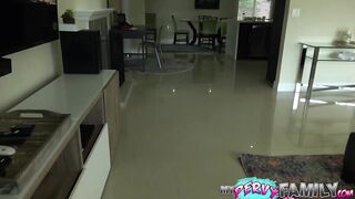 Mischievous Asian Barely Legal Stepdaughters - Mina Moon - Emerald -