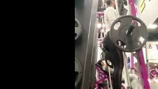 LATINA AMAZINGLY CUTIE BODY TIGHT AF WORKING OUT