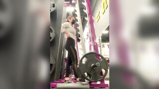 LATINA AMAZINGLY CUTIE BODY TIGHT AF WORKING OUT