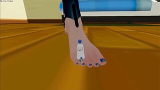 Giantess Miku wants to Play with you [sizebox]