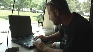 eastern with Long Melons Fucks at Rest Stop Gets Tight