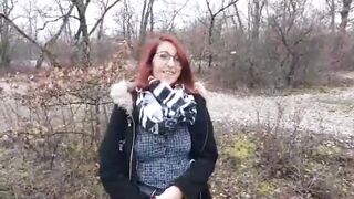 An mature stranger jerks off my wifey's twat !!! She