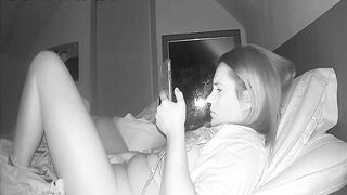 milf Jackhammers Clitoris Before Bed Spy Web Cam