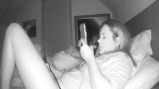 milf Jackhammers Clitoris Before Bed Spy Web Cam