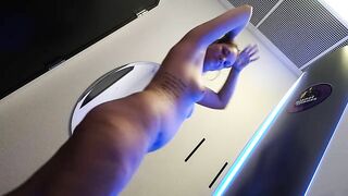 Could not help myself into the Tanning Bed