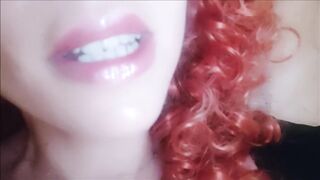 Stepson...hear and View this Beauty Videomessage Form your Bombshell Stepmom