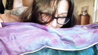 SweetElle420 Gets her Glasses Glazed by Luke London