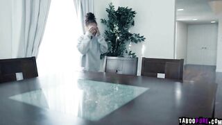 Turned On 19 yo Scarlit Scandal seduces the delivery dude and wants