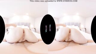 VRALLURE Would You Rather? (Lauren Phillips)