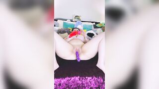 goddess Milf Stuffs Twat Full
