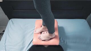 The most Great and Hot Toes. this Smell is Driving