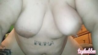 BBW Shake her Fat Belly and Breasts
