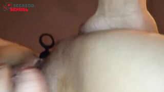 Close up on Valentina Chili Vibrator Snatch, Dick and Leaking