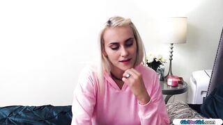 Slim beauty facesits and tribs her huge breasts 19yo teenagers