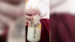 Single Boob four Ounce Pump 4 Ounces Breast Milk