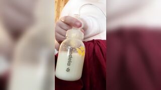 Single Boob four Ounce Pump 4 Ounces Breast Milk