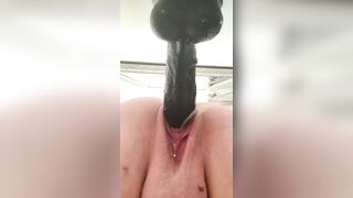 Amateur Nympho’s Snatch Shakes and Gushing Squirt all over Camera