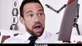 Turned On Vampire cougar Anna Bell Peaks Devours Long Penis on