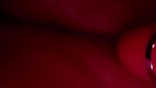 BBW Squirts with a Dildo