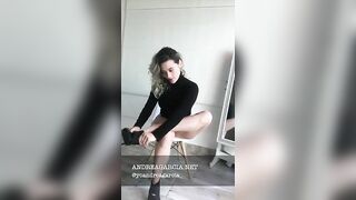 Andrea Garcia En Tacones