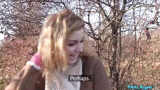 Outside Agent Grateful Goddess shows her Gratidude with a suck