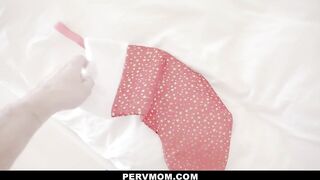 Christmas Holiday Sex With Stepmom