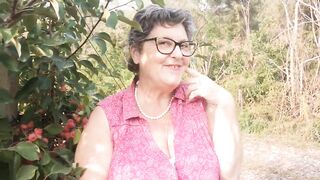 Cum Challenge : Mature Lady