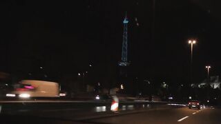 Bi Sexsual cuties sharing a Berliner dude's cum