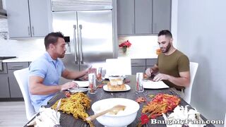 Thanksgiving Family Get-Together Ends up inside Taboo Threesome Fuckfest