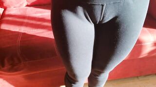 SWEET GODDESS SHOWS SUPER SEXY CUNT! UPCLOSE TIGHT BALD TWAT!