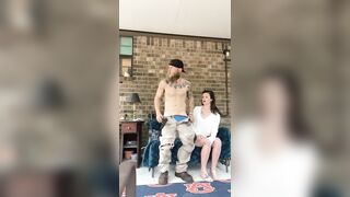 DELIVERY BRO Gets a FELLATIO and a QUICKIE from HOUSEWIFE!!!