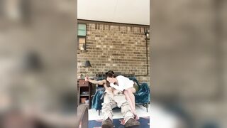 DELIVERY BRO Gets a FELLATIO and a QUICKIE from HOUSEWIFE!!!