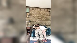 DELIVERY BRO Gets a FELLATIO and a QUICKIE from HOUSEWIFE!!!