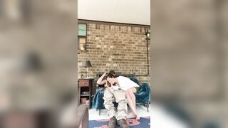 DELIVERY BRO Gets a FELLATIO and a QUICKIE from HOUSEWIFE!!!