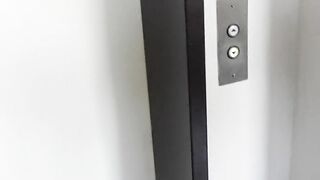 OUTDOORS ELEVATOR BJ INSIDE HOTEL