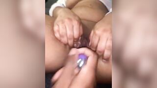 Beautiful Cunt chick Jizzes on Sex Toy