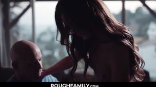 Allia Donovan Fucking her Long Cousin - RoughFamily.com