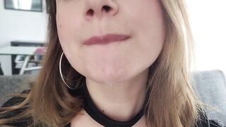 Hot Close Mouth Tongue & Spit Play