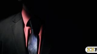 Long jugs woman Kagney Linn Karter analyzed inside carpark