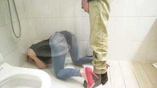 Pissing on my Booty inside Jenas and Red High Heels