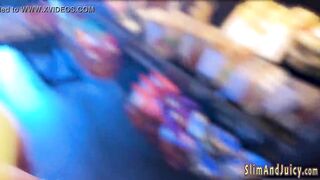 Round butt 18 sucking off penis