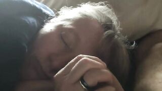 She wakes up dick inside hand, she finishes dick inside