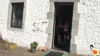 Clara receives her lover Thérèse and having a hardcore group sex
