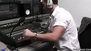 BBW singer takes his dick from behind at work