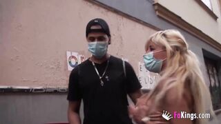 An EX-PORNSTAR's COMEBACK! Mónica Hole recovers her mature job