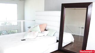 Hotwifing cumshot