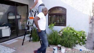 Painting her face with Jizz